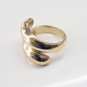 Gorgeous 18k Chunky Gold Wrap Ring
